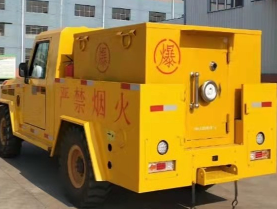 秀洲凯龙爆破器材运输车：保障爆破任务的安全运行