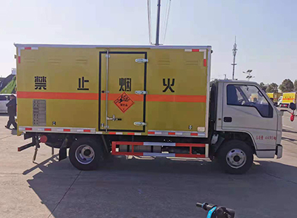 秀洲爆破器材运输车工人安全操作规范与智能技术保障